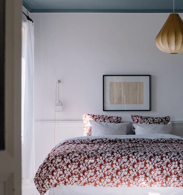TAIE D'OREILLER FLEURS ROUILLE PERCALE BIO