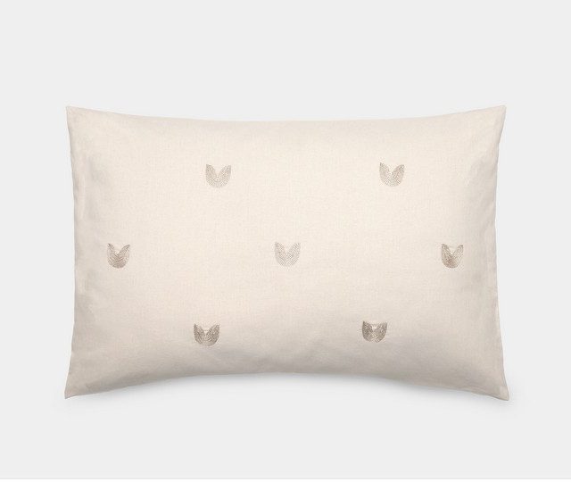 HC LEONIE BRODERIE FEUILLES 40X60