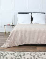 COUVRE LIT NID D'ABEILLE LAVE WAFFLE KNOTE